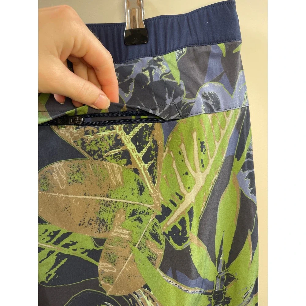 Rhone Barrier Swim Shorts XXL Tropical Floral Green Blue 6 Inch Inseam NWT
